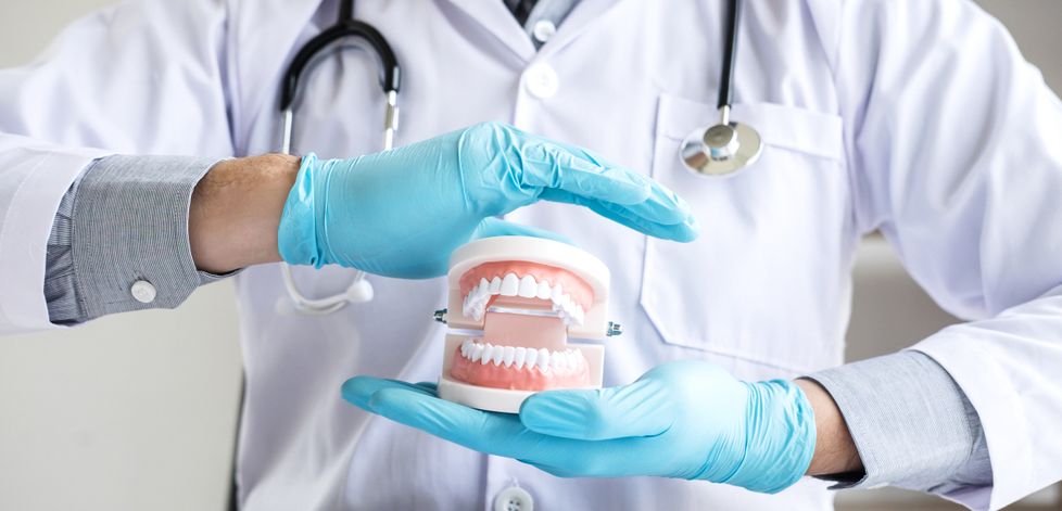 Dental implants overseas prices and costs Budapest, Hungary