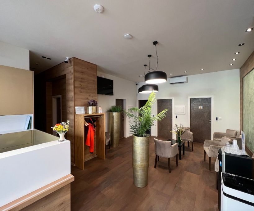 Dental implantolgy clinic Budapest, Hungary